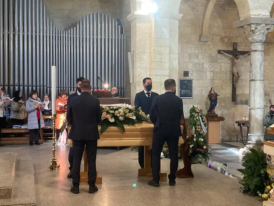 Il funerale di Luca (L'Unione Sarda - Pala)
