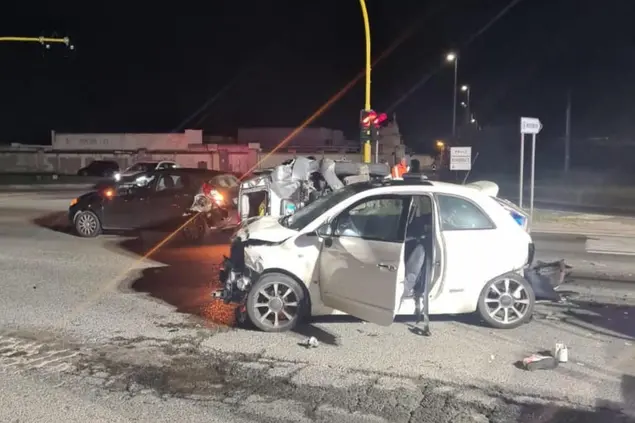 L'incidente (foto Vigili del fuoco)