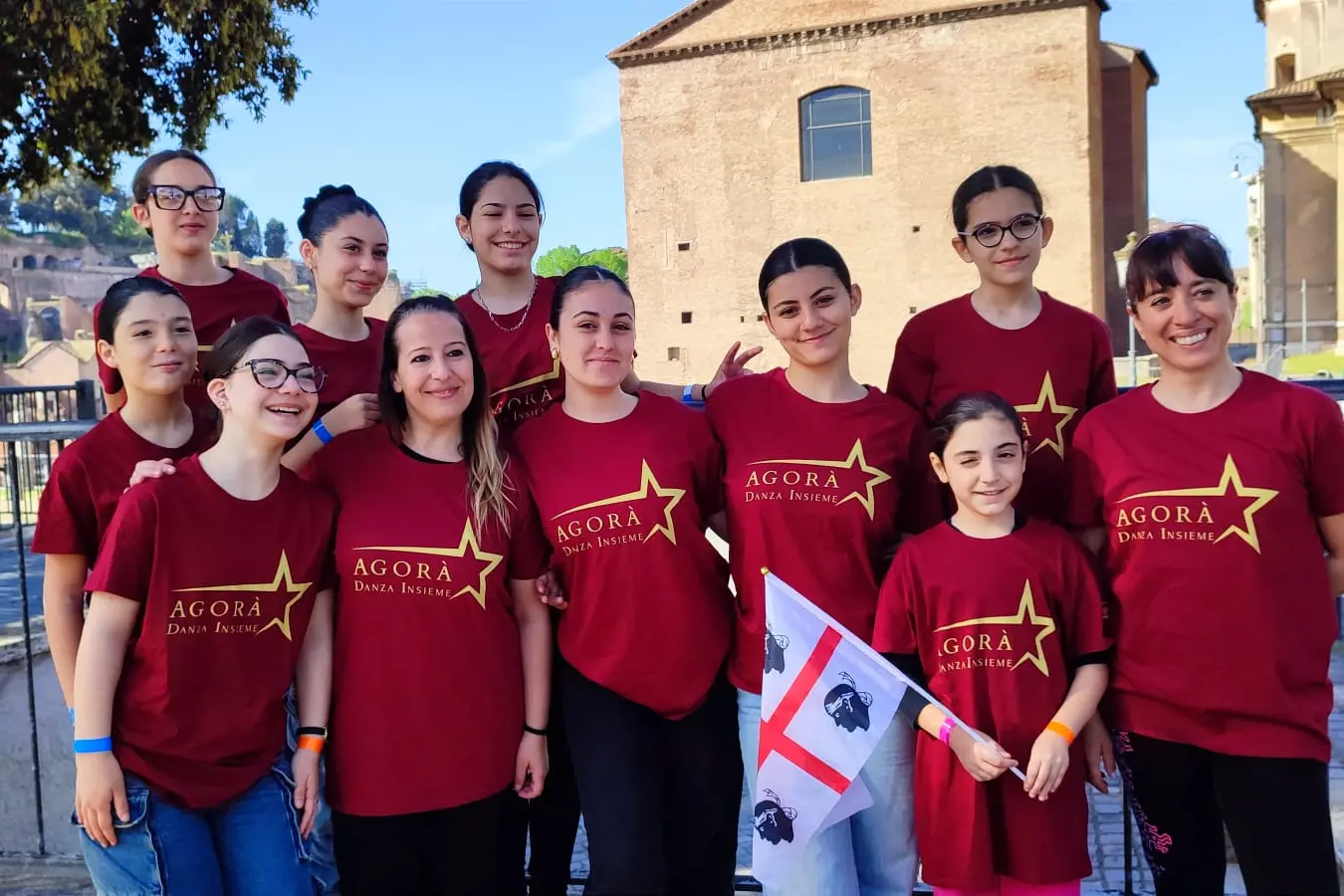 Il gruppo di Villaurbana presente a Roma domenica scorsa (foto concessa)