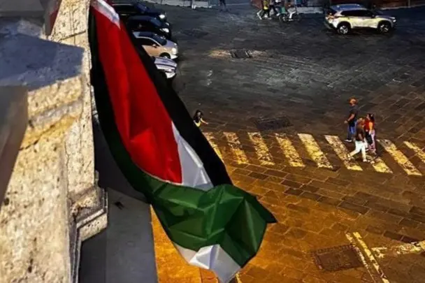 Bandiera della Palestina a Cagliari