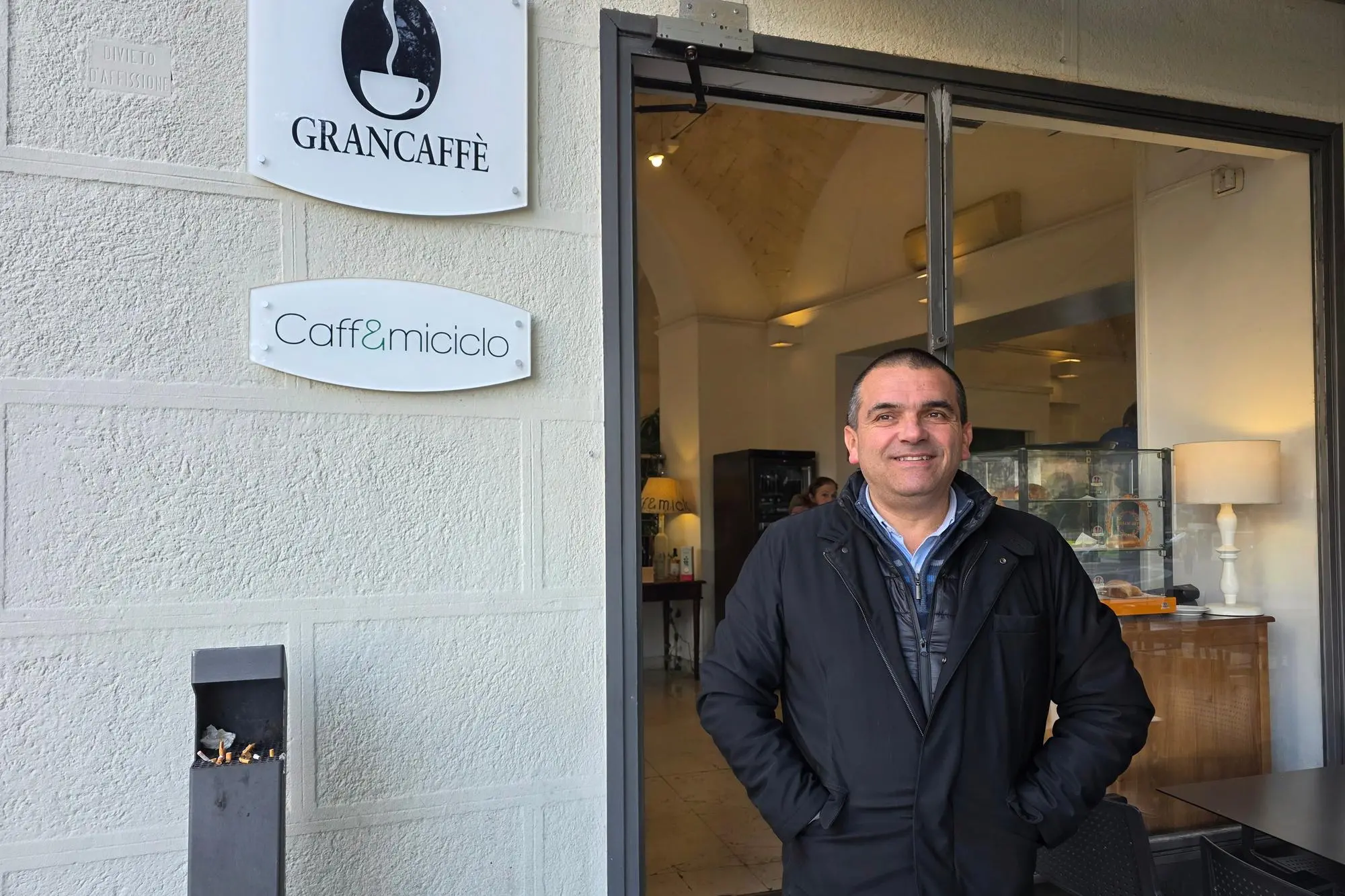 Alberto Fois, proprietario del bar e presidente territoriale Confcommercio e Fipe Nord-Ovest (Foto: Floris)
