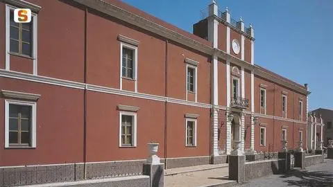 https://immagini.unionesarda.it/version/c:Yjg5ZTFiOTAtMGQwMC00:ODViNDc2MTAtZjg2Yy00/image.webp?f=16:9