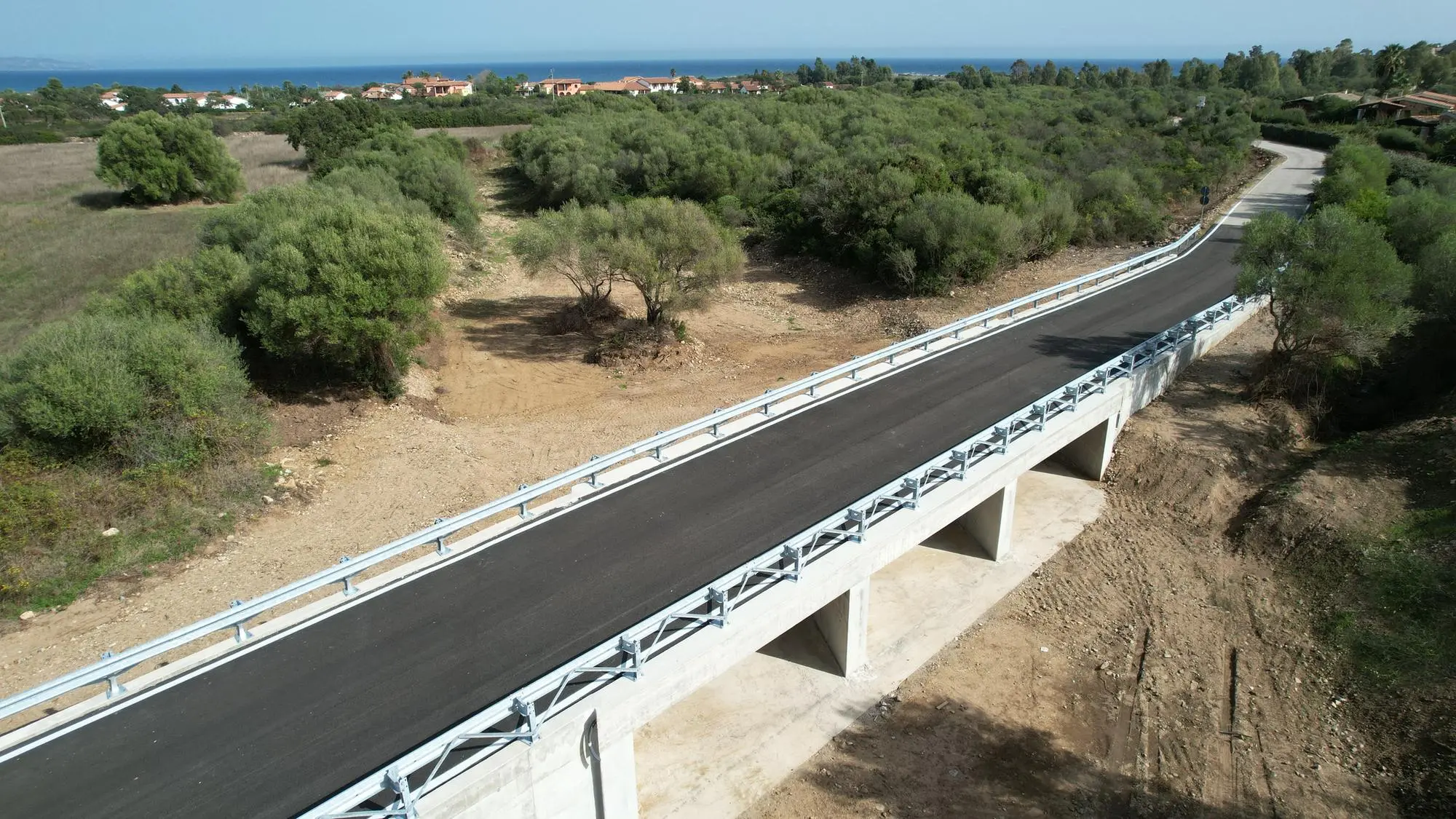 Il nuovo ponte (L'Unione Sarda - Lecca)