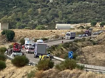 File di auto nel punto dell'incidente mortale all'altezza di Solanas (archivio)