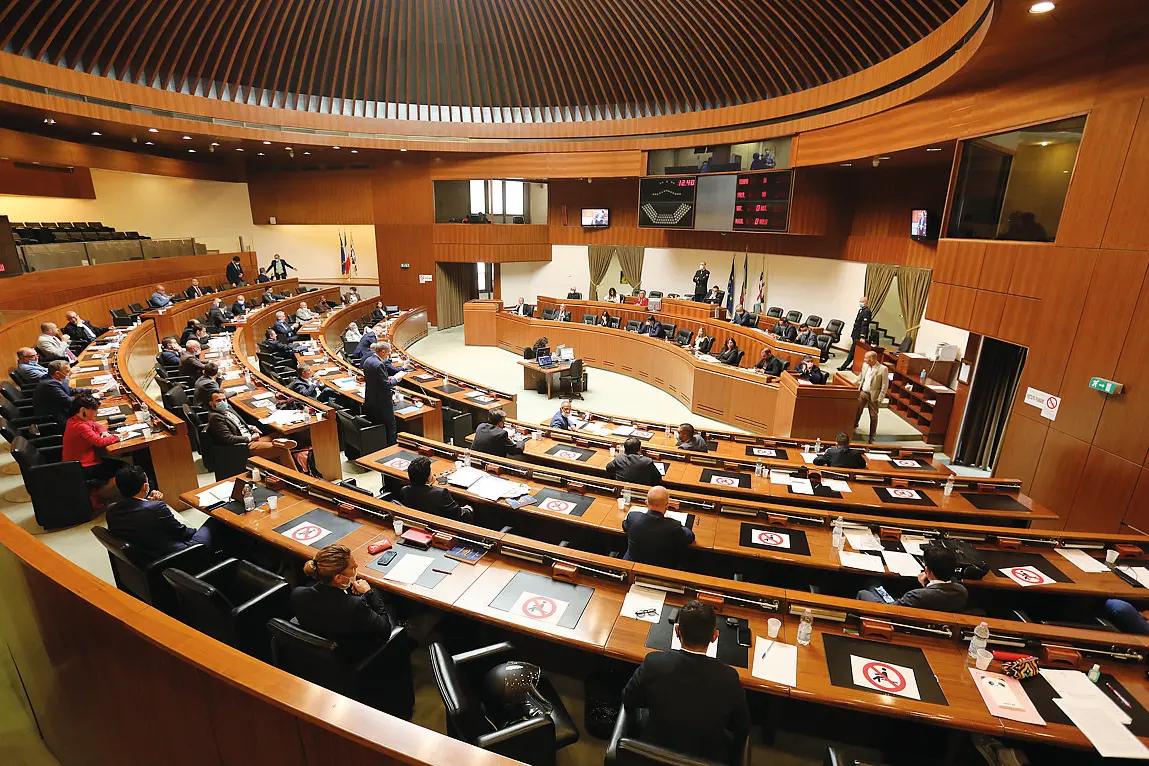 Il consiglio regionale (L'Unione Sarda)
