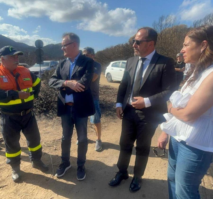 «Aprite la strada e fateci lavorare»