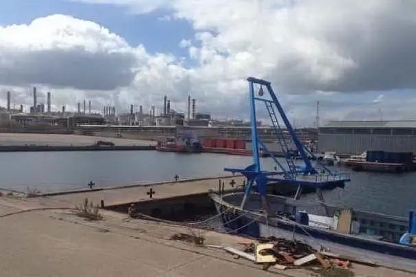 Il porto industriale di Porto Torres (Archivio L'Unione Sarda)