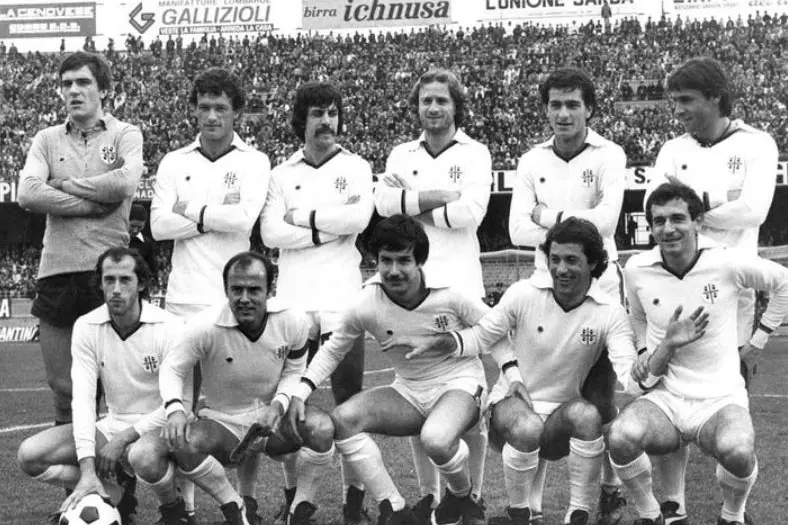 Il Cagliari nel 1979 (archivio L'Unione Sarda)
