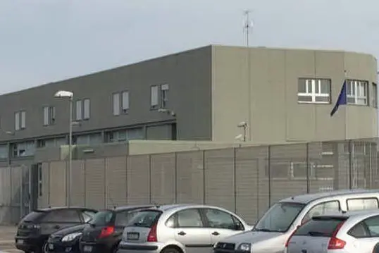 Il carcere di Massama (L'Unione Sarda - Sanna)