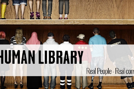 La Human library (foto da Facebook)