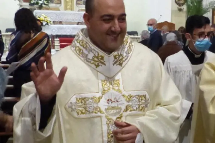 Il sacerdote Don Mario Meloni