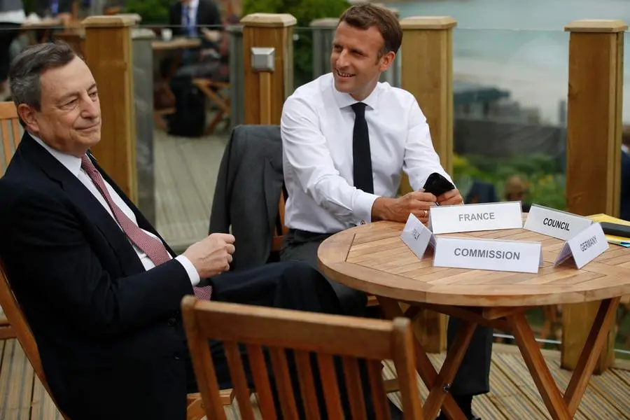 Emmanuel Macron e Mario Draghi