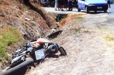 L'auto del giovane centauro - foto Calvi