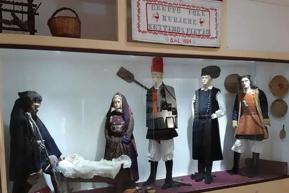 Nel museo di Settimo San Pietro il presepe con gli abiti tradizionali sardi