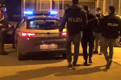 Polizia a Caserta (Ansa)