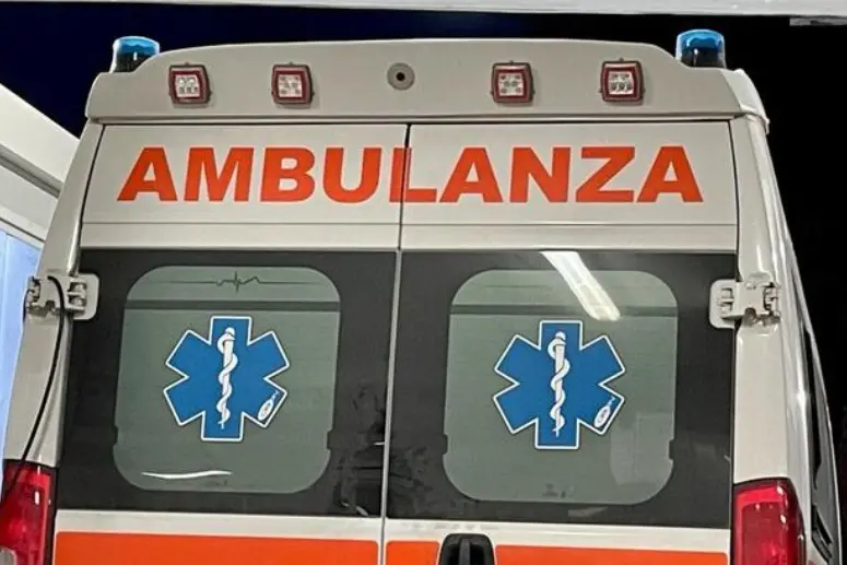 Un'ambulanza