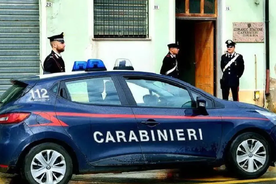 La caserma di Tertenia (foto carabinieri)