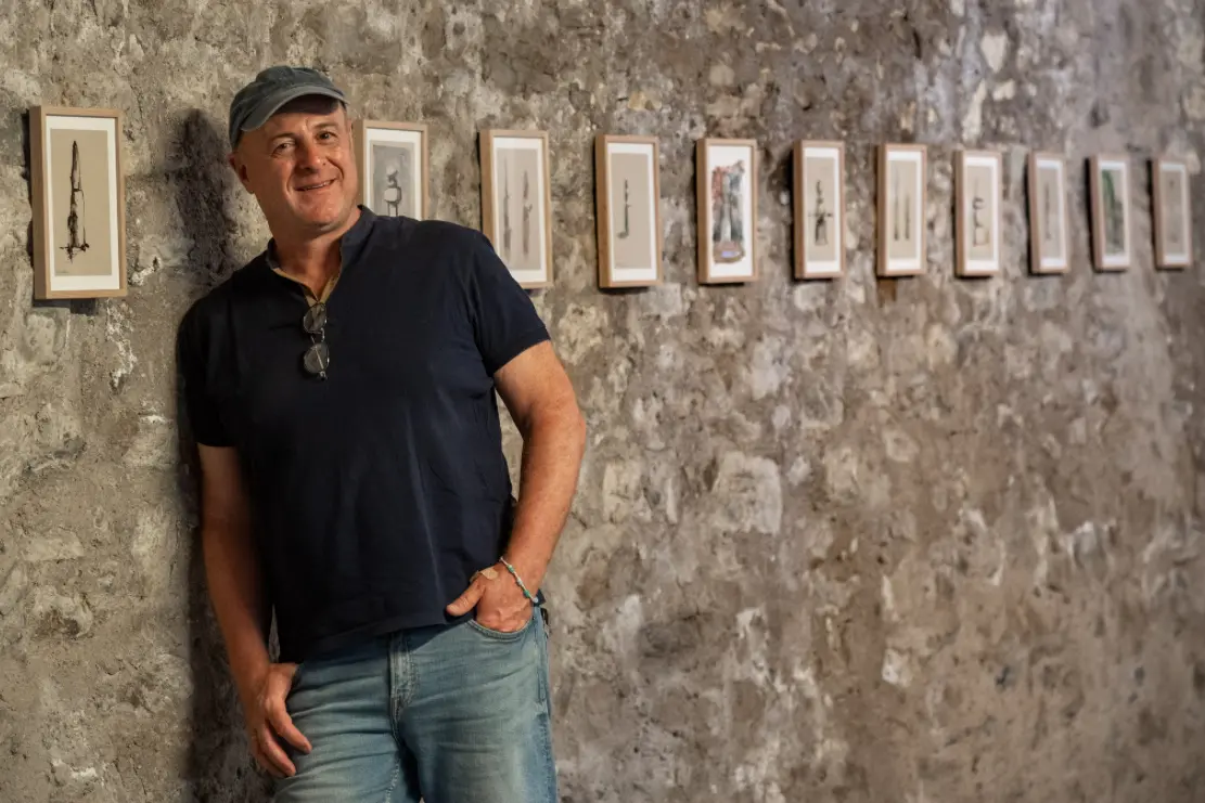 L'artista nuorese Michele Ciacciofera (Foto Roberto Leoni)