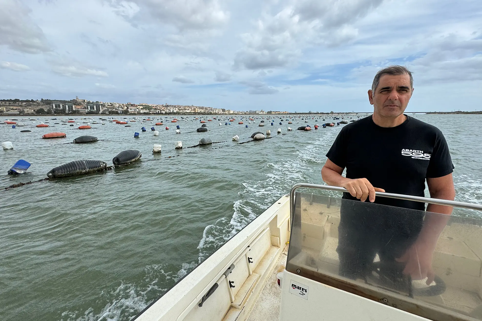 Valter Rizzardini nella laguna di Santa Gilla