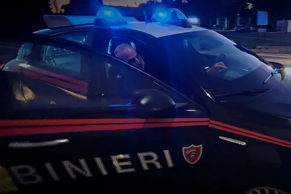 Fermato dai carabinieri dopo una folle fuga tra Cagliari e Quartu