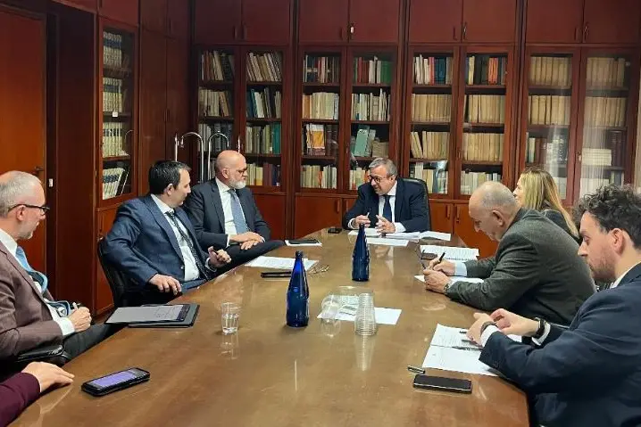 Emanuele Cani e i vertici di Eni (foto concessa)