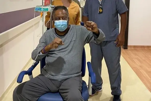 Pelé in ospedale (foto Instagram)