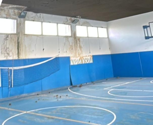 Palestra inagibile, il prof si dimette: «Così tutelo i ragazzi»