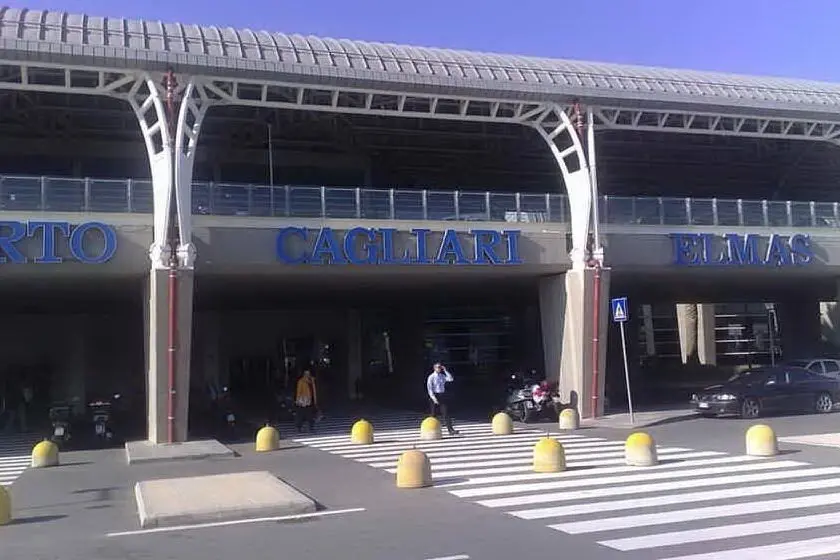 L'aeroporto di Cagliari-Elmas (Archivio L'Unione Sarda)