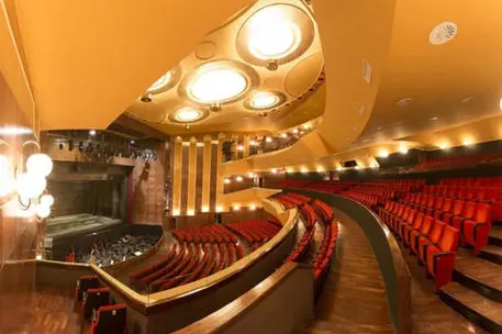 Il teatro Lirico di Cagliari (foto Ansa)
