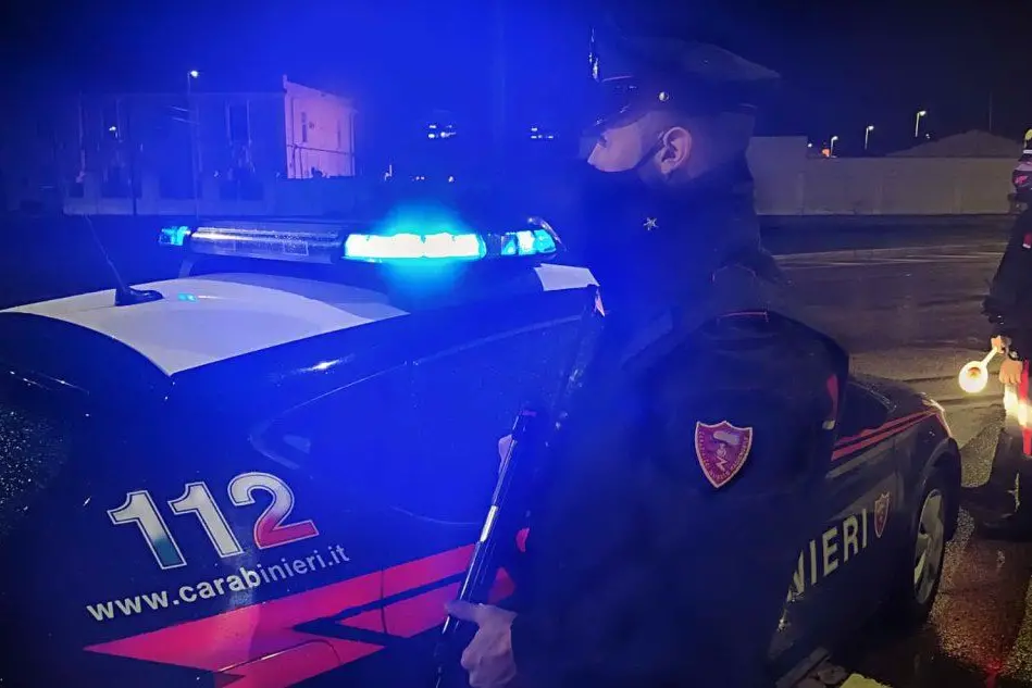 (foto carabinieri)