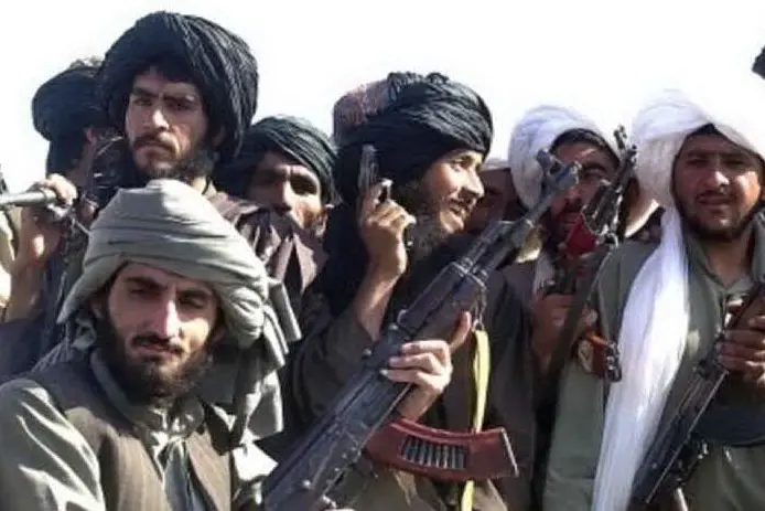 Miliziani talebani (archivio L'Unione Sarda)