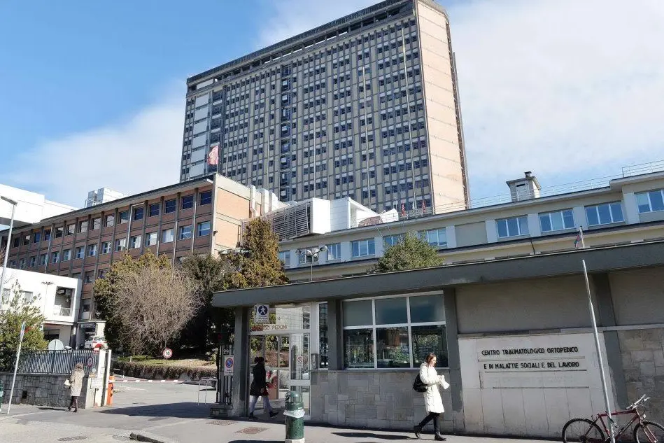 L'ospedale Cto di Torino (Ansa)