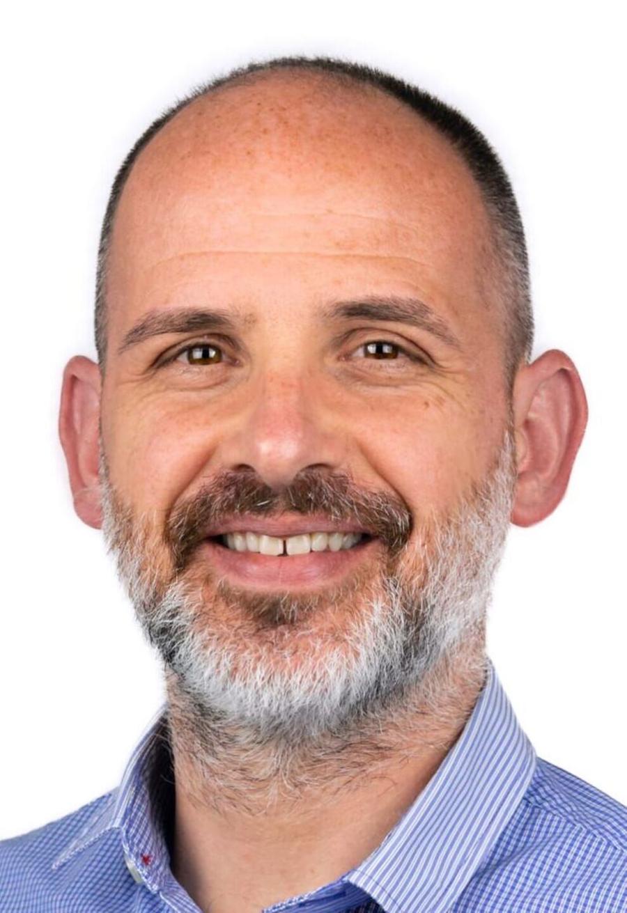 Rifiuti abbandonati, i vigili denunciano uno dei responsabili