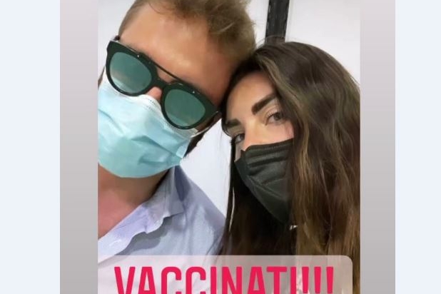 La foto dopo il vaccino su Instagram