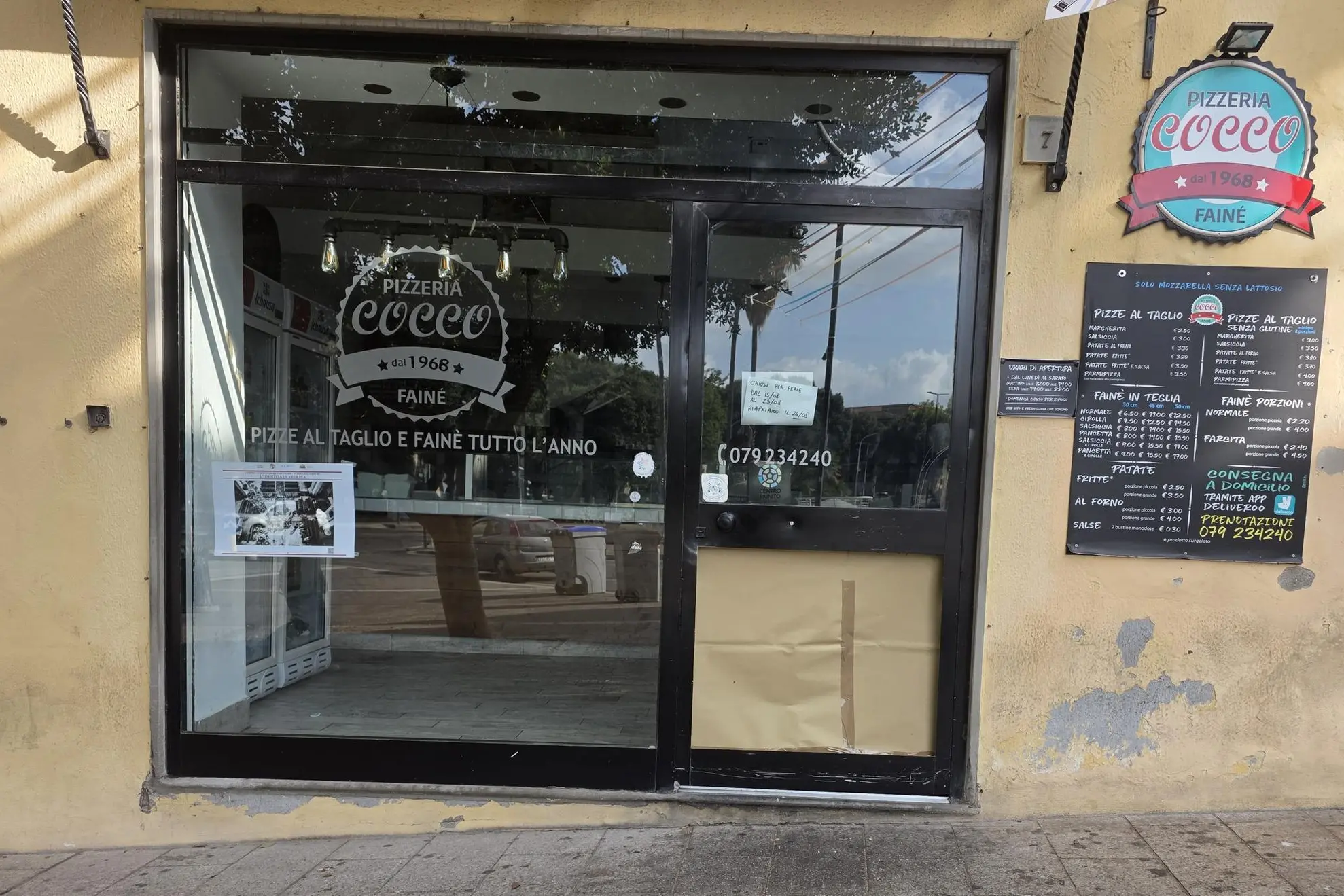 Spaccata nella pizzeria Cocco