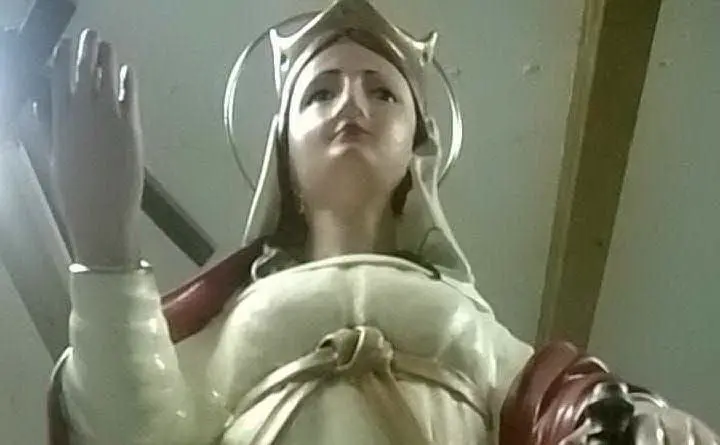La statua di Santa Barbara