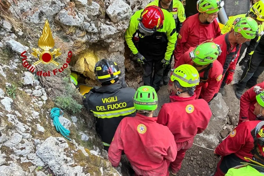 Urzulei, la tempra d’acciaio dello “speleo” Luca Olmetto: «Un grande, ci incitava»