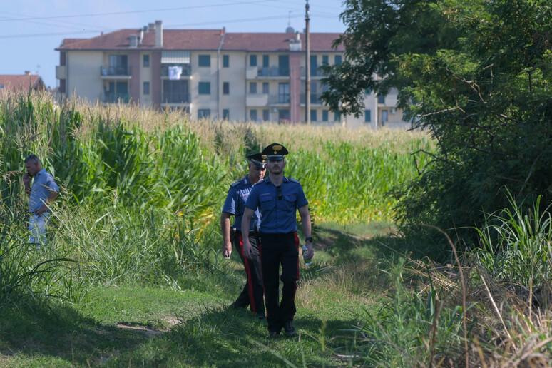 Erika Ferini Strambi, scomparsa e trovata morta tra i campi: tutti i sospetti dei carabinieri