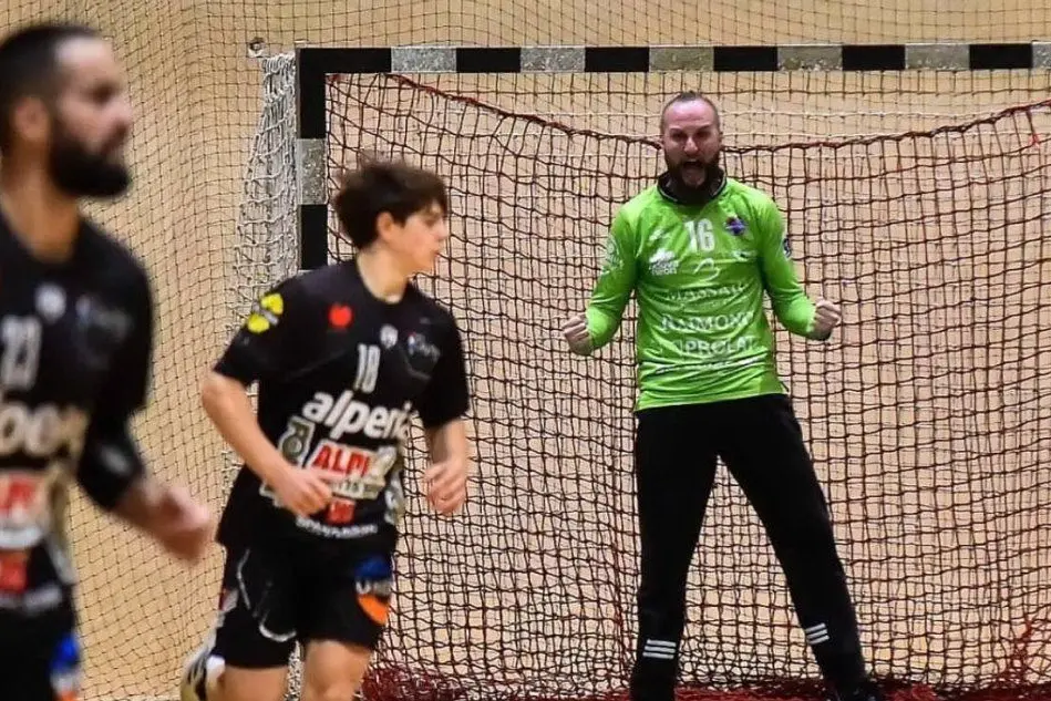 Il portiere della Raimond Sassari, Pawel Kiepulski (foto Claudio Atzori)