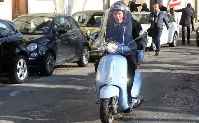 L'arrivo di Renzi al seggio