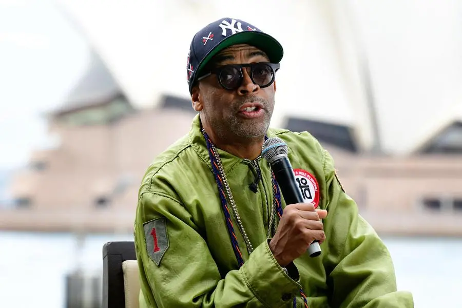 epa07616807 US film director Spike Lee speaks to the media during a media call at the Park Hyatt in Sydney, Australia, 01 June 2019. Spike Lee is a guest speaker at the Vivid Ideas Game Changer event. EPA/BIANCA DE MARCHI AUSTRALIA AND NEW ZEALAND OUT