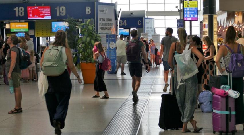 Aeroporti, la scelta “trasparente” di Catania: una gara pubb