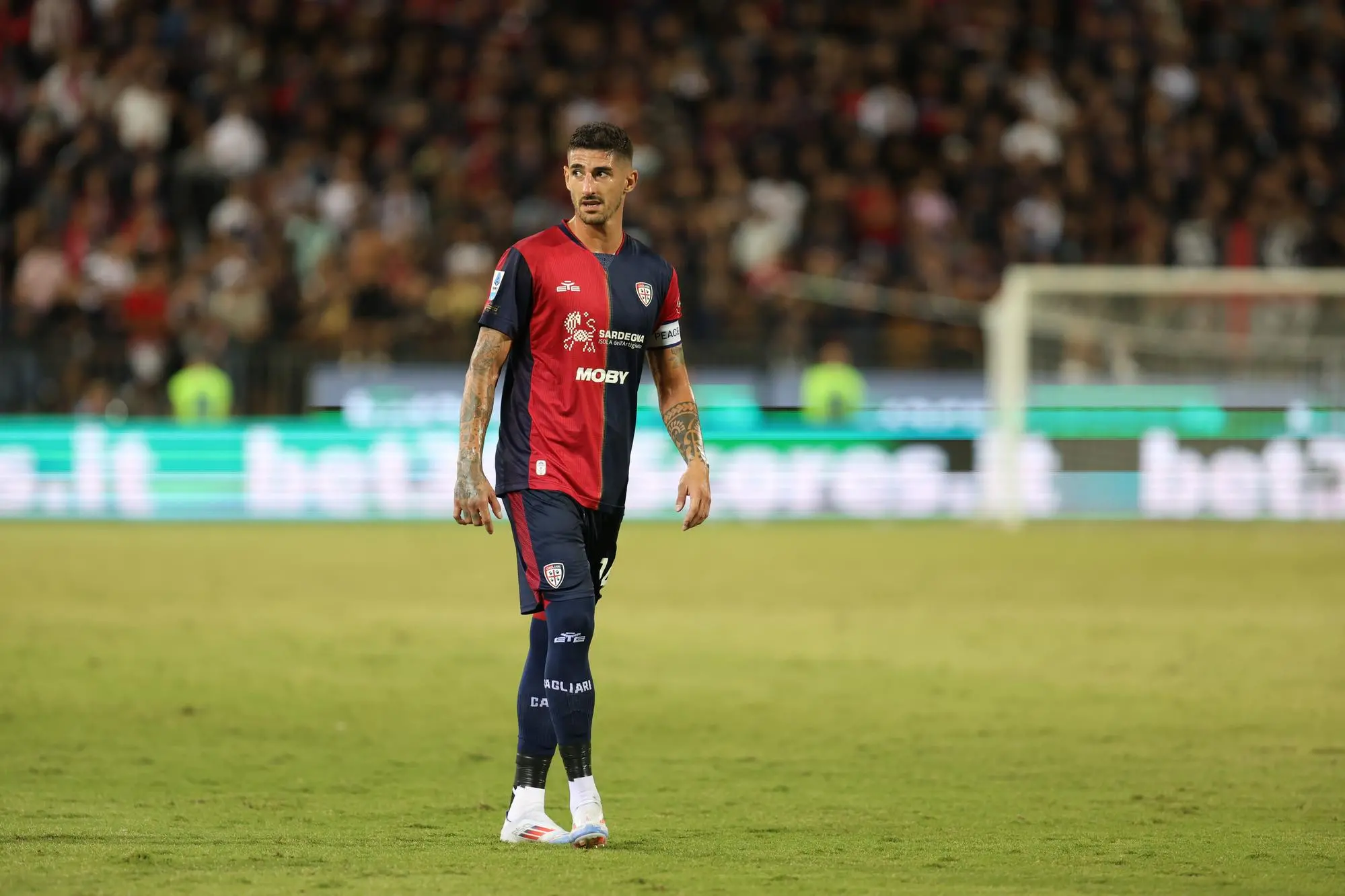 Alessandro Deiola, capitano del Cagliari contro la Juventus (foto Fabio Murru)