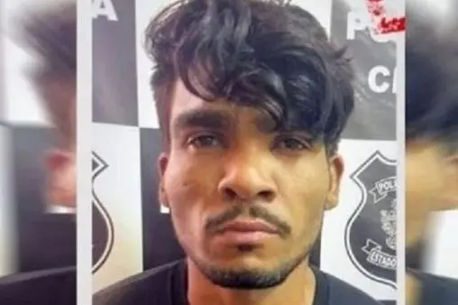 Il killer nella foto segnaletica diffusa dalla polizia
