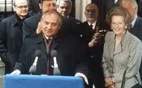 Michail Gorbaciov e Margaret Thatcher (foto Ansa)