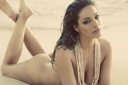 Kelly Brook