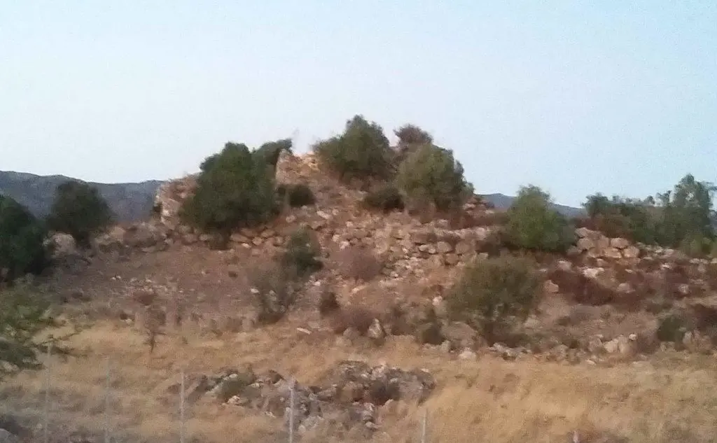 Un nuraghe sa Domu e s'Orcu