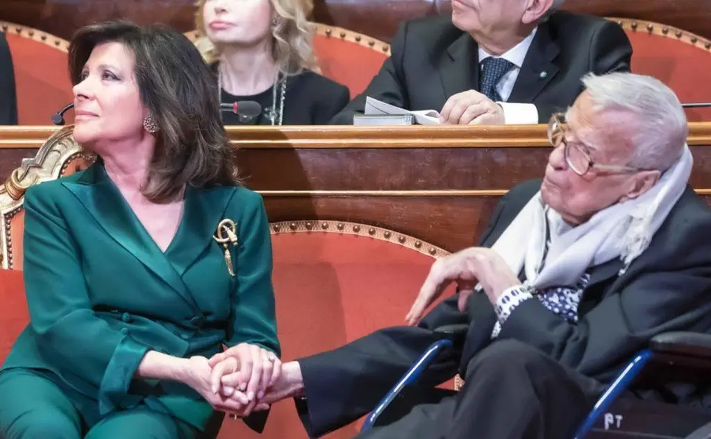 Il presidente del Senato Elisabetta Casellati e Franco Zeffirelli