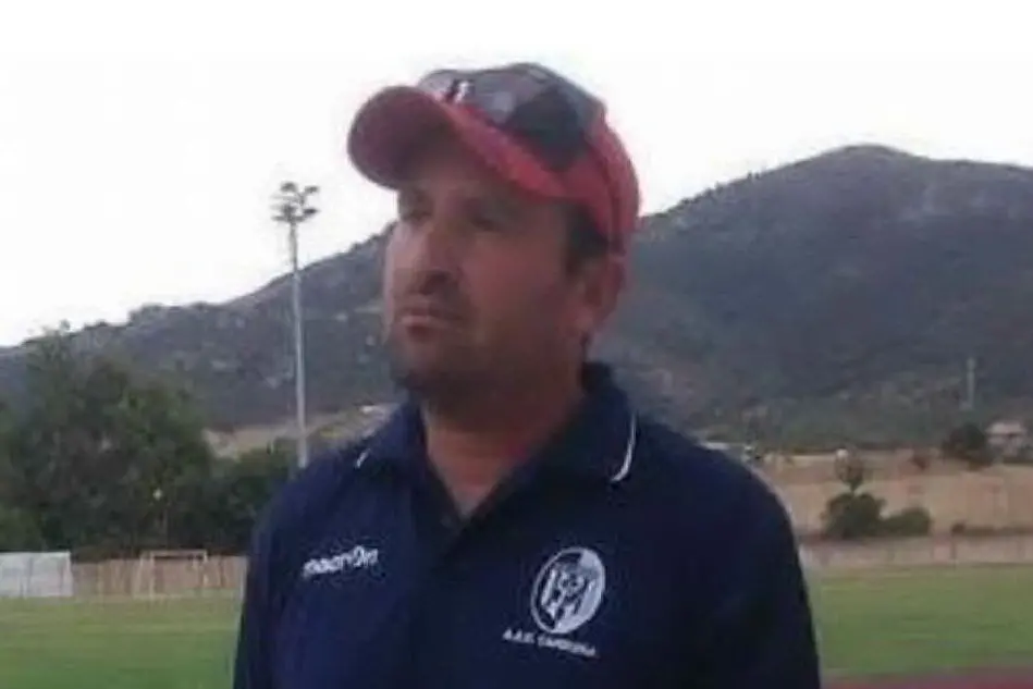 Manuel Contu, nuovo allenatore della Verde Isola Carloforte (foto Serreli)