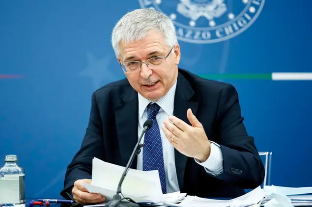 Il ministro dell'Economia Daniele Franco (Ansa-Epa)